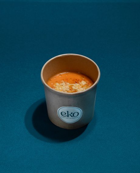 Gaspacho tomate, crumble parmesan olive